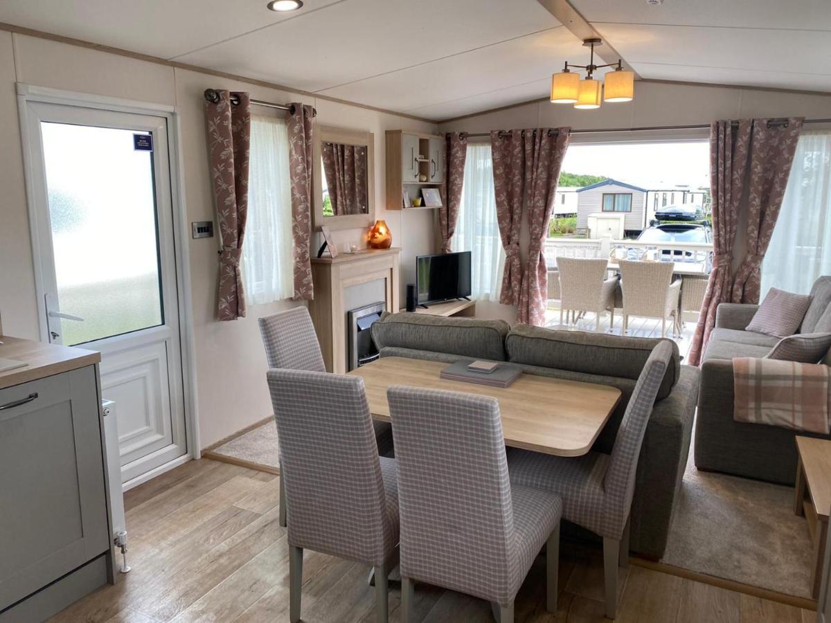 Lake District Prestige Caravan, 3 Bedrooms, Sleeps 8 On Haven Holiday Park Flookburgh Exterior foto